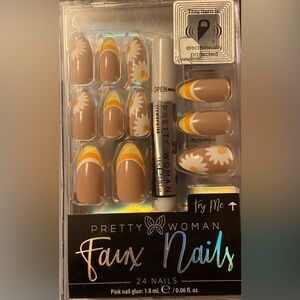 Pretty Woman Press On Nails